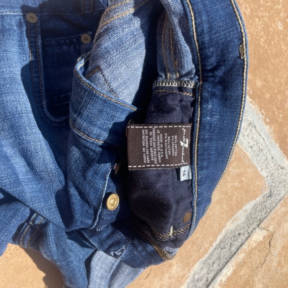 7 For All Mankind Midi Cuffed Denim Shorts, Button Fly (Size: 26) - Picture 5 of 7